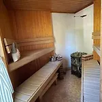 Keltainen Talo - Tilava Laehellae Saloa Vartsala