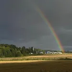 Keltainen Talo - Tilava Laehellae Saloa *