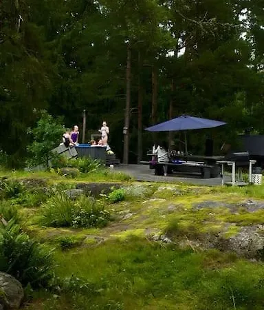 Keltainen Talo - Tilava Laehellae Saloa Vartsala