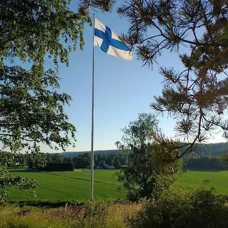 Villa Keltainen Talo - Tilava Laehellae Saloa Vartsala