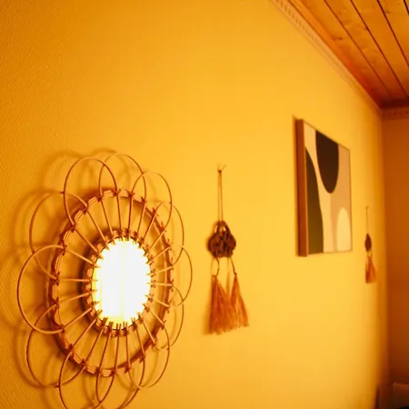 Keltainen Talo - Tilava Laehellae Saloa * Vartsala