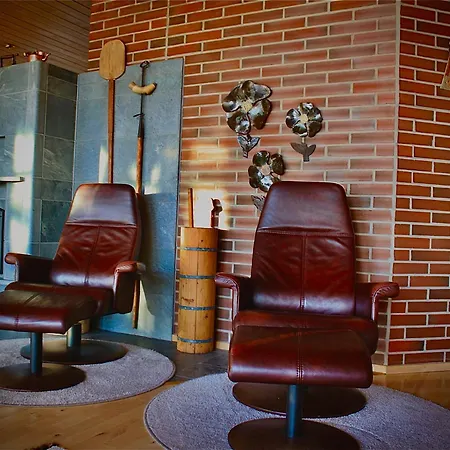 Villa Keltainen Talo - Tilava Laehellae Saloa Vartsala